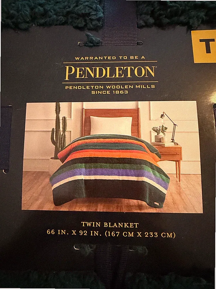 Brand new Pendleton Twin Sherpa Blanket