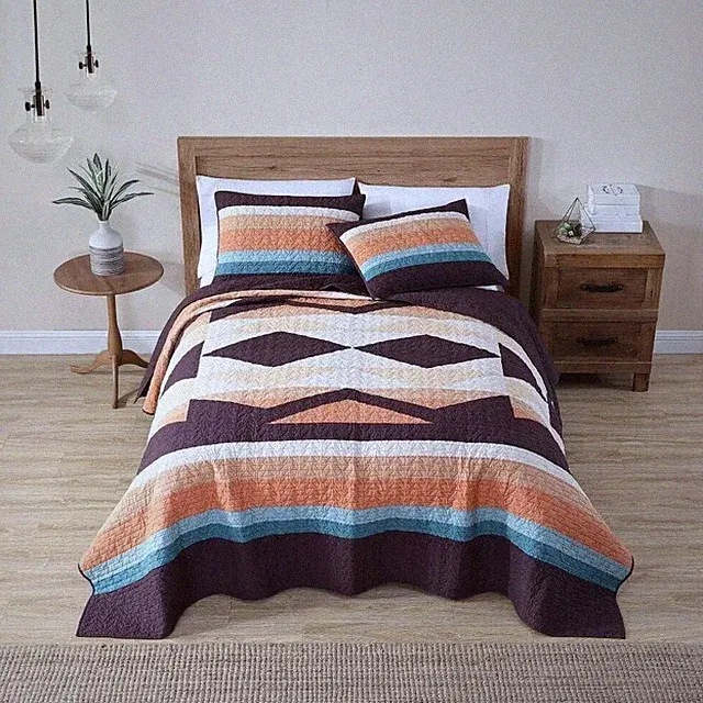 PENDLETON Cresent Butte Pieced Quilt Set – Cotton Quilted Bedspread - Full/Queen