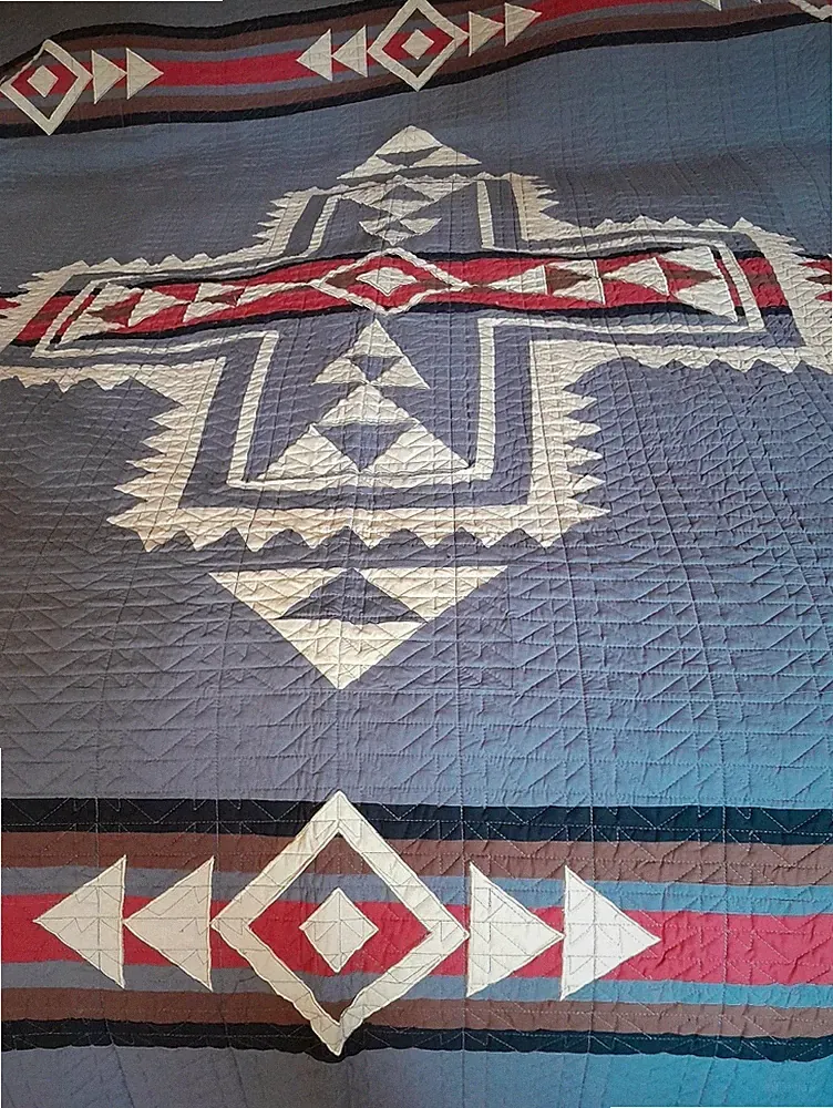 Pendleton Quilt gray Crossroads pattern Southwestern Style