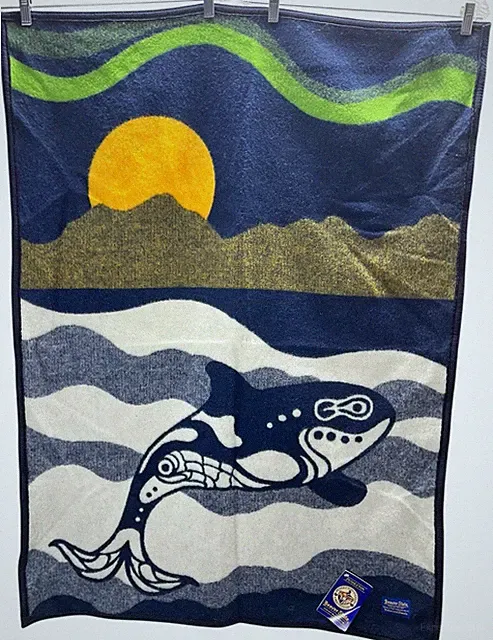 Pendleton Wool Indian Blanket Sea Wolf Orca Sunset Navy Blue Beaver State Throw